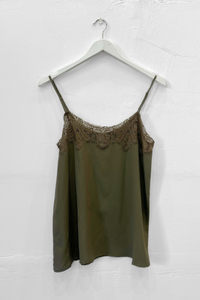 M.A.Dainty Tambourine Top Olive