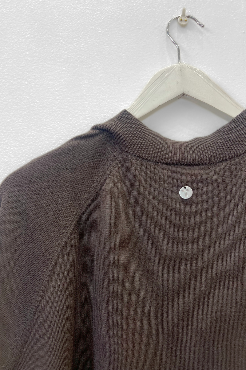 Two T's Merino V-Neck Knit Espresso