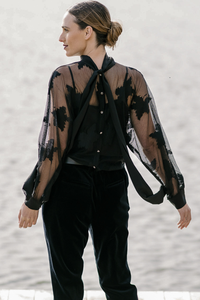 M.A.Dainty Alley Top Black