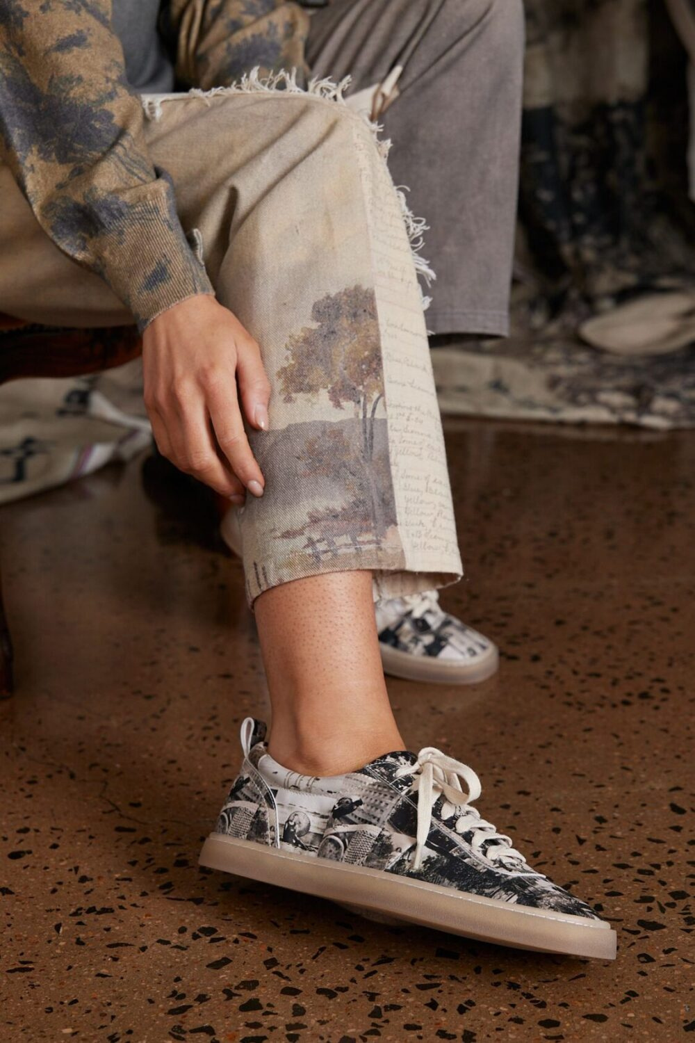 Circular by Maud Dainty Jeans Artworks Print