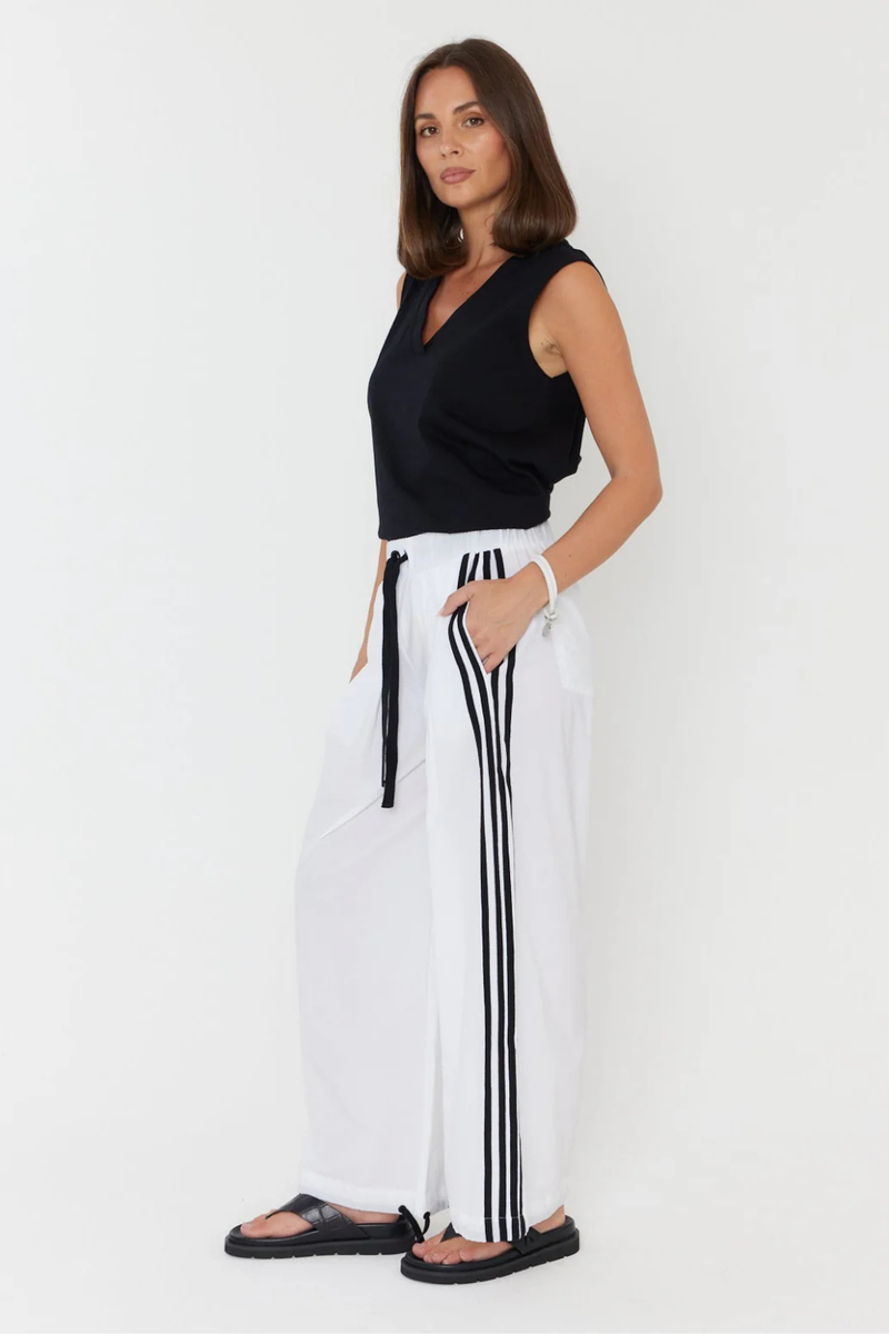 Alexandra Aladin Pant White