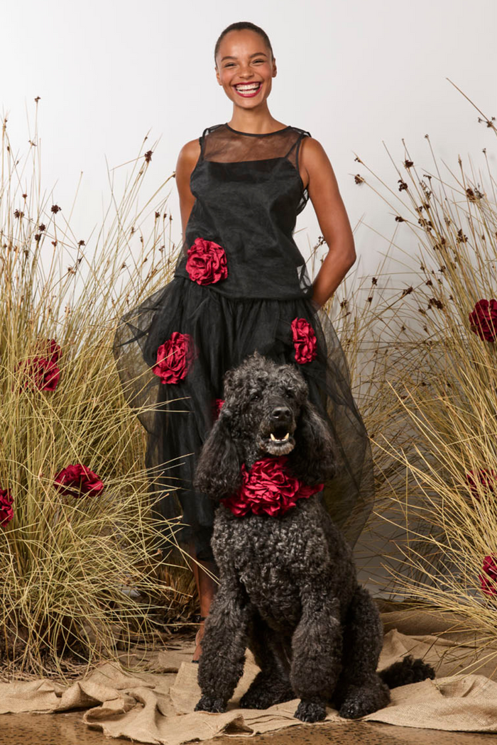 M.A.Dainty First Sight Top Black with Red Roses