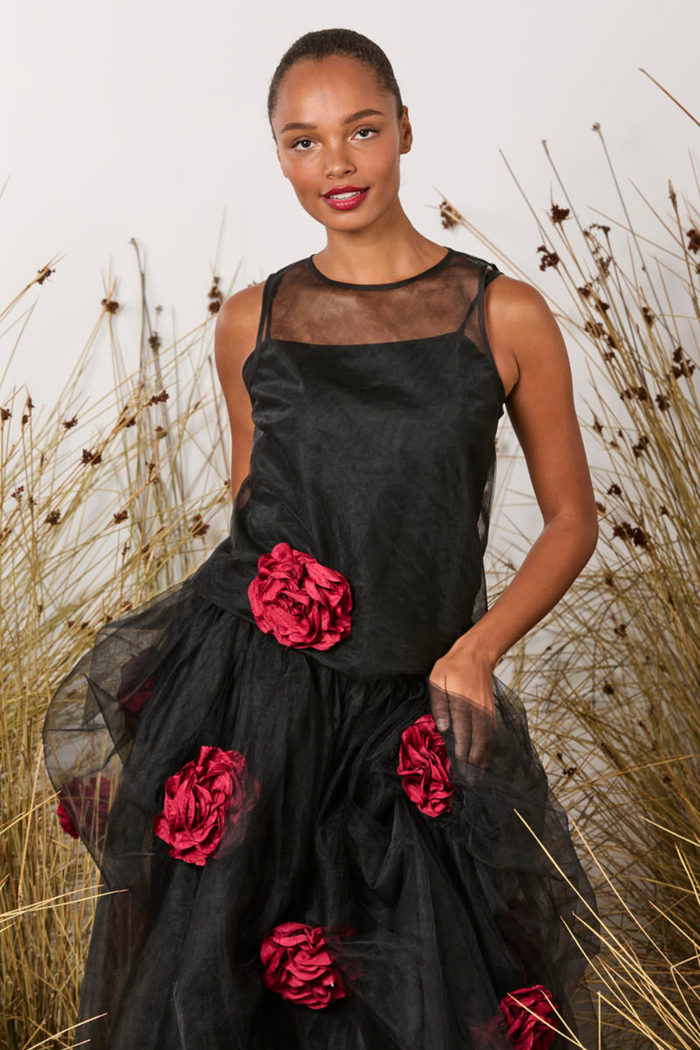 M.A.Dainty First Sight Top Black with Red Roses
