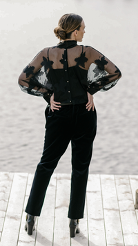 M.A.Dainty Alley Top Black