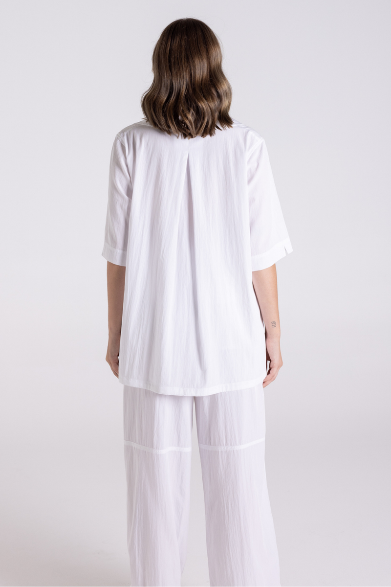 Two T's Crinkle Short Sleeve Top