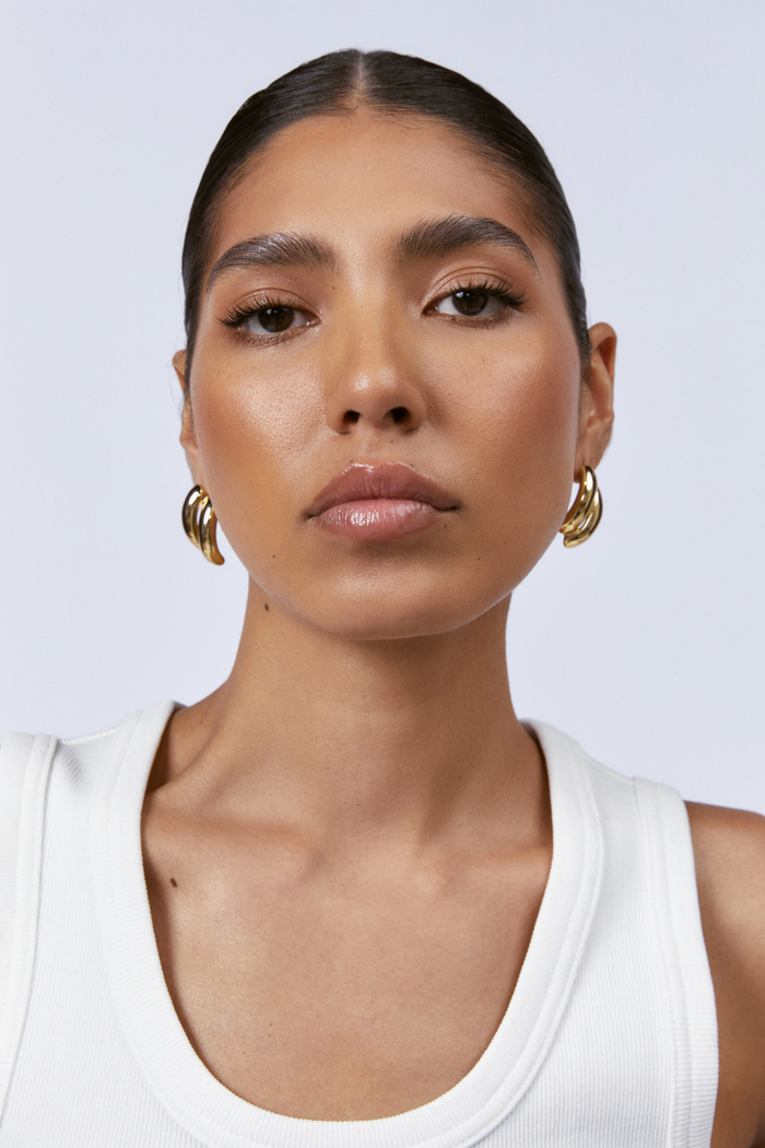 Zahar Claire Earrings Gold