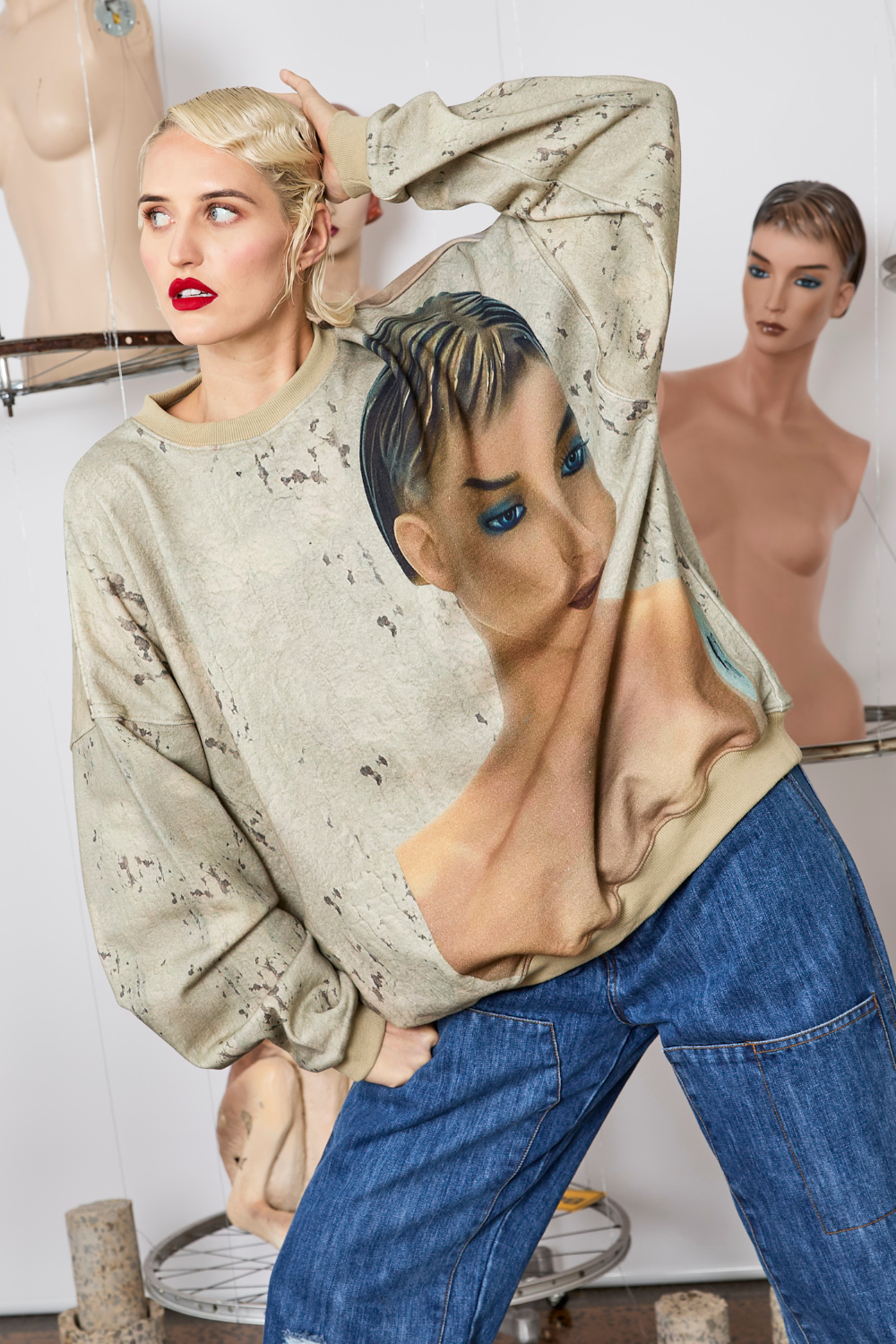 M.A.Dainty Classica Jumper Blue Eyes Print