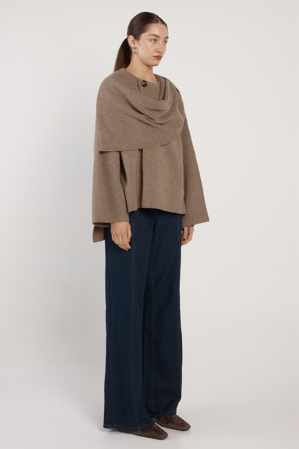 Fate + Becker Amaris Cape Coatigan Mushroom