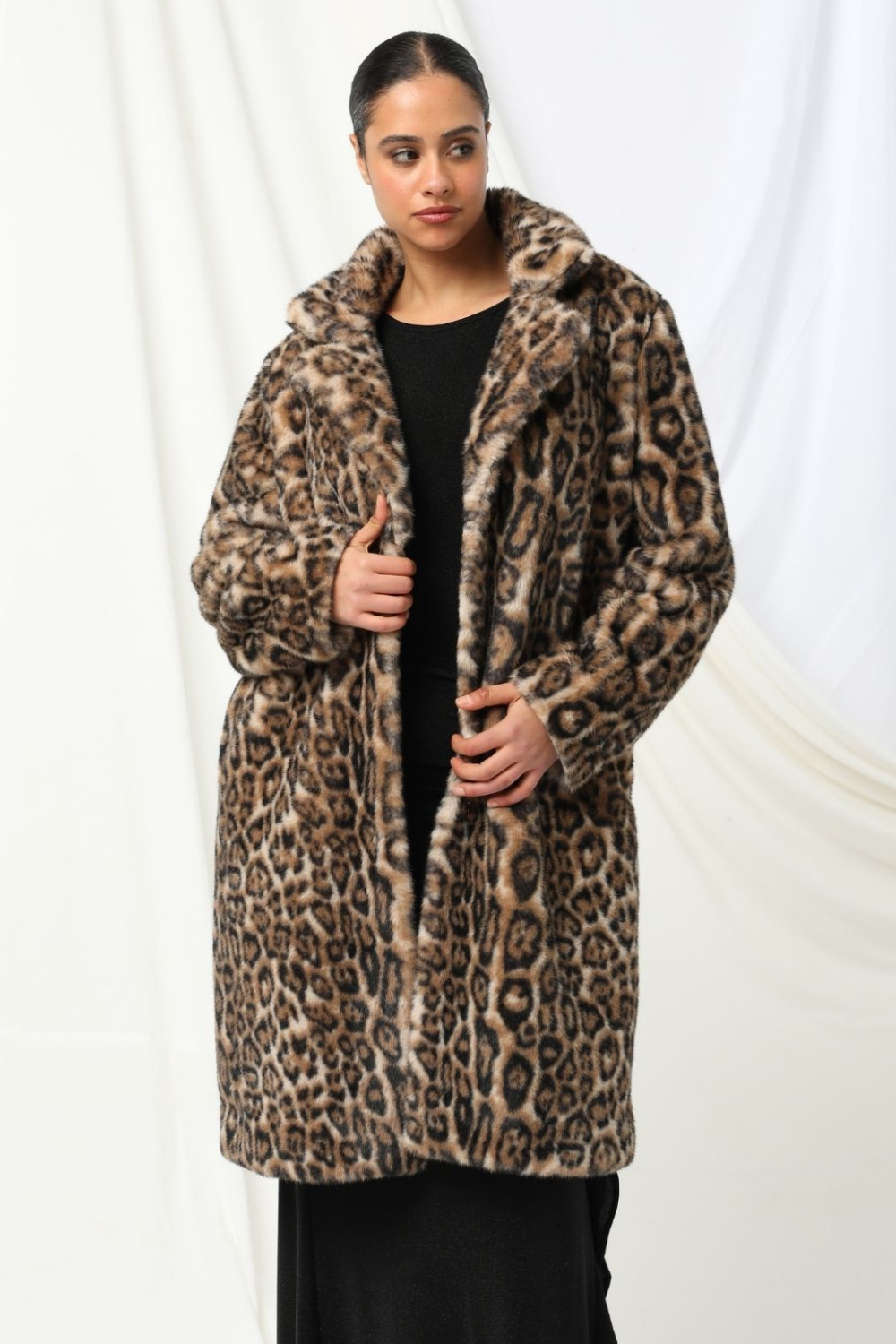 Kachel Dee Faux Fur Coat Leopard