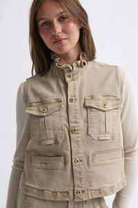 Kireina Erica Vest Arizona Wash