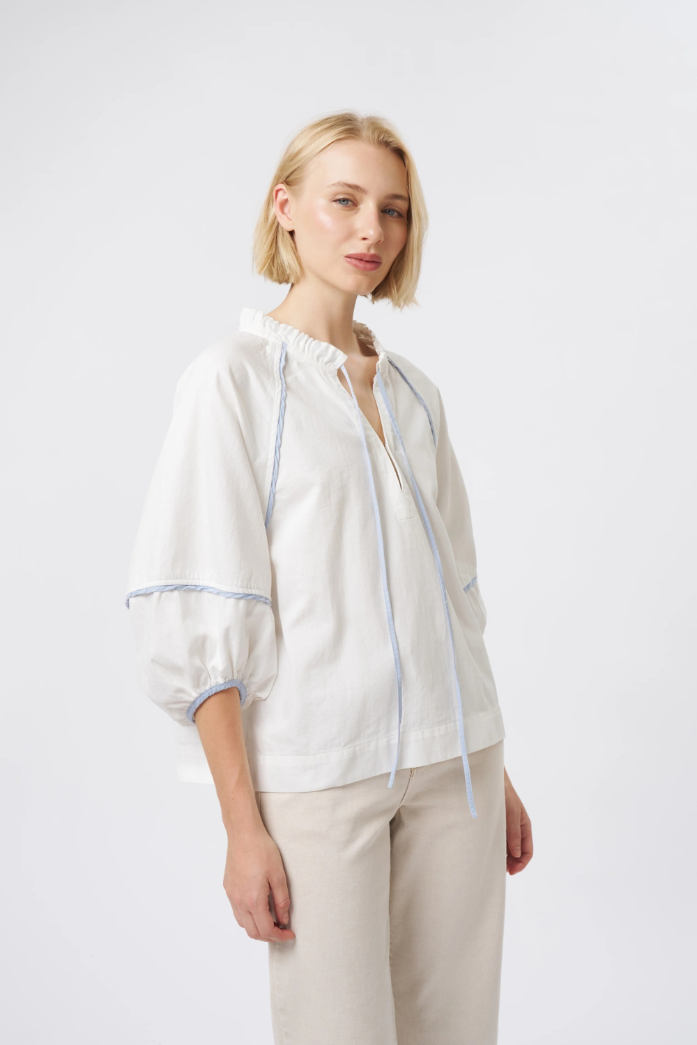 Kireina Joanne Shirt White