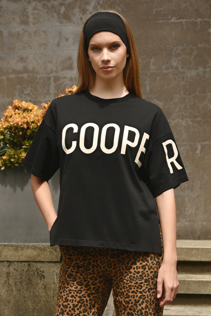 Cooper Left Hanging Tee Black