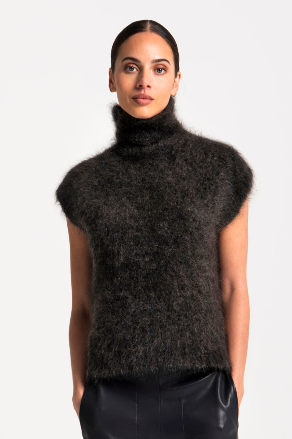 Lounge the Label Lerwick Vest Clove