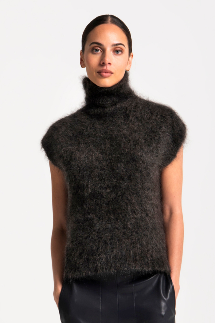 Lounge the Label Lerwick Vest Clove