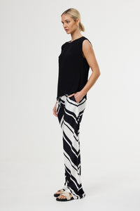 Kinney Luisa Pant Classic Chevron