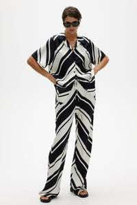 Kinney Luisa Pant Classic Chevron