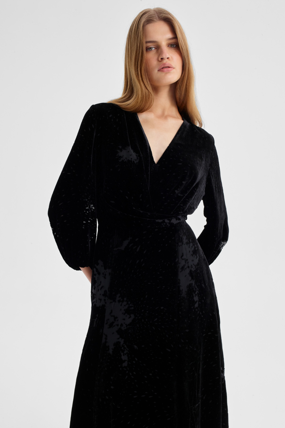 Morrison Aurora Velvet Dress Black