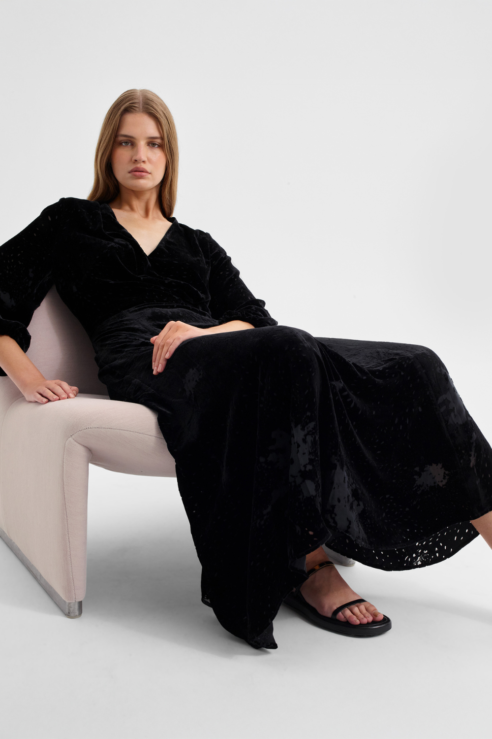 Morrison Aurora Velvet Dress Black