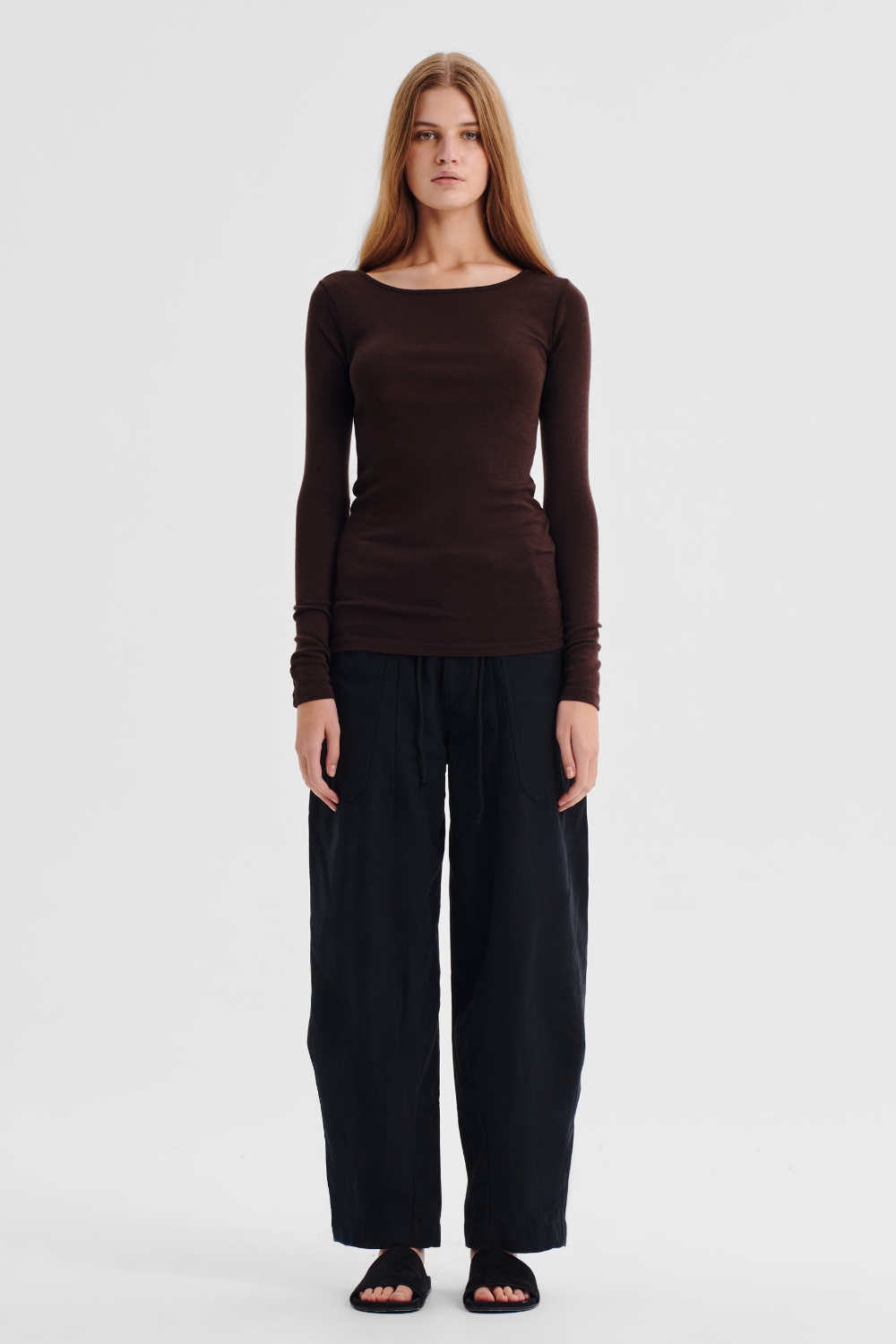Morrison Merino Round Neck Espresso