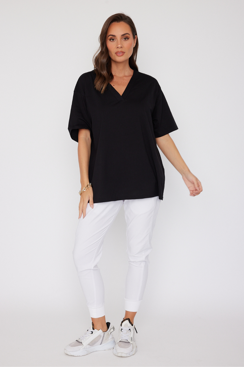 Alexandra Nix V-Neck Tee Black