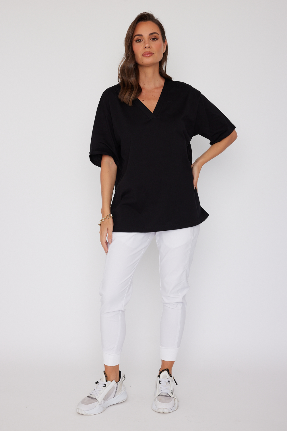 Alexandra Nix V-Neck Tee Black