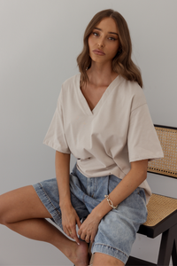 Alexandra Nix V-Neck Tee Stone