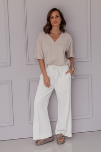 Alexandra Nix V-Neck Tee Stone