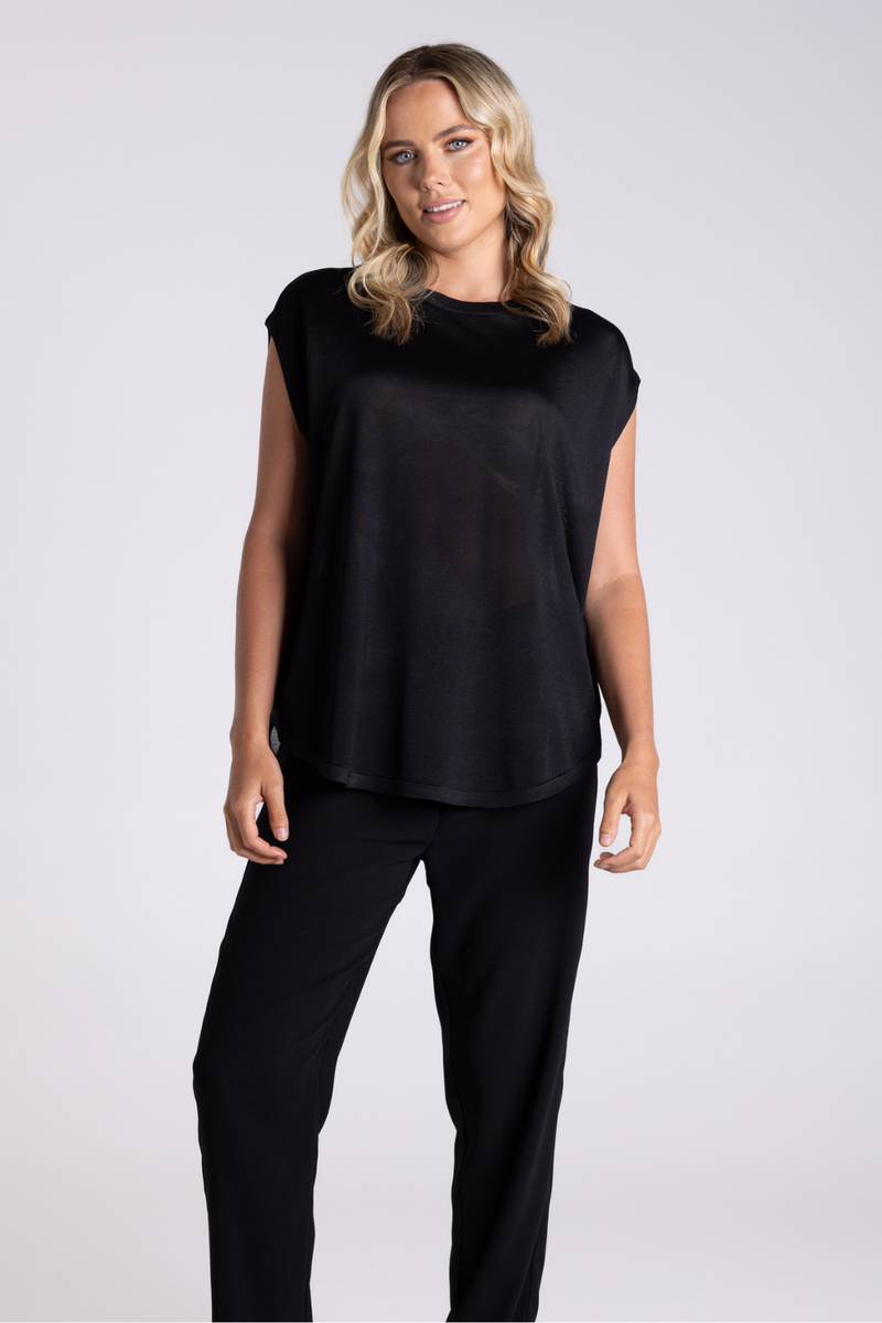 Two T's Oversized Top Black