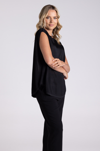 Two T's Oversized Top Black