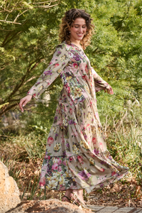 Circular by M.A.Dainty Precious Dress Blooms