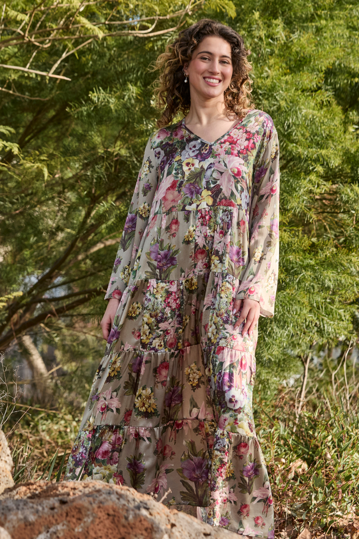 Circular by M.A.Dainty Precious Dress Blooms