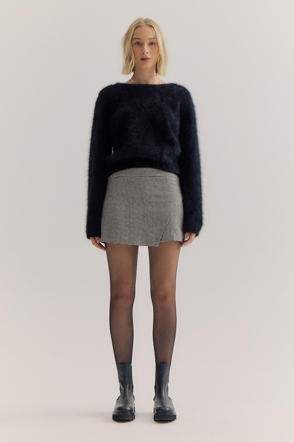 World of Nomads Stella Cashmere Boat Neck Knit Black