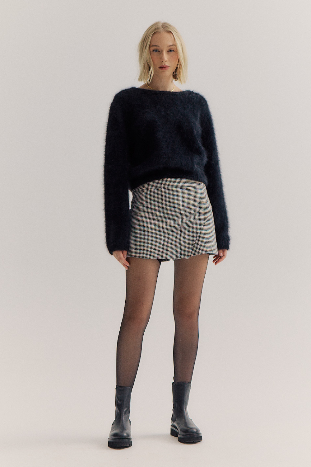 World of Nomads Stella Cashmere Boat Neck Knit Black