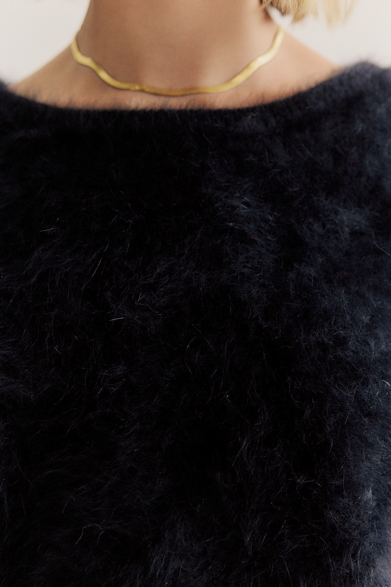 World of Nomads Stella Cashmere Boat Neck Knit Black