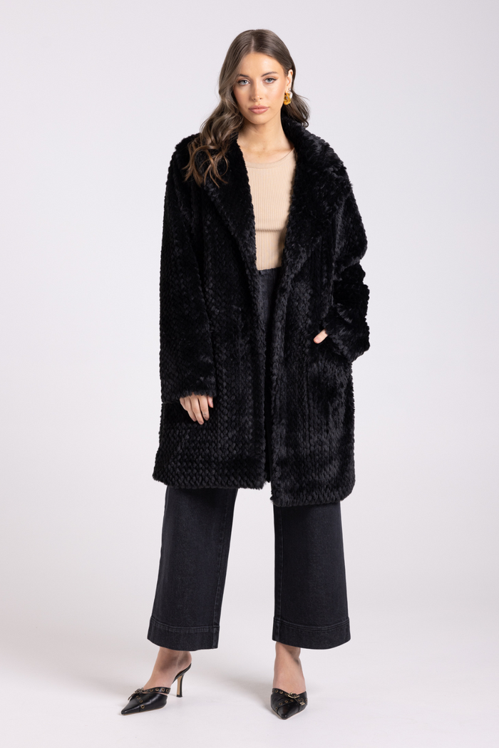 Two T's Teddy Coat Black