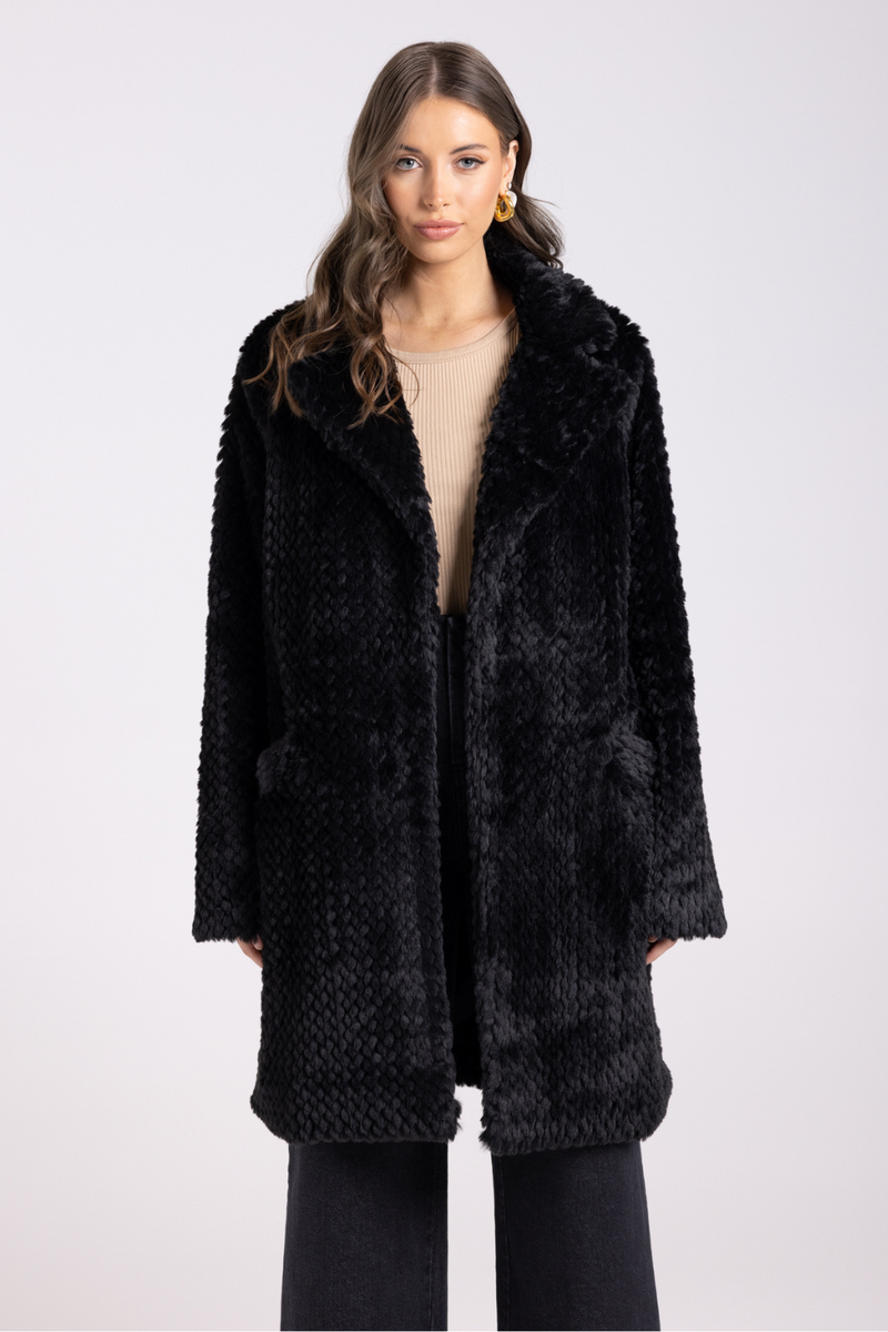 Two T's Teddy Coat Black