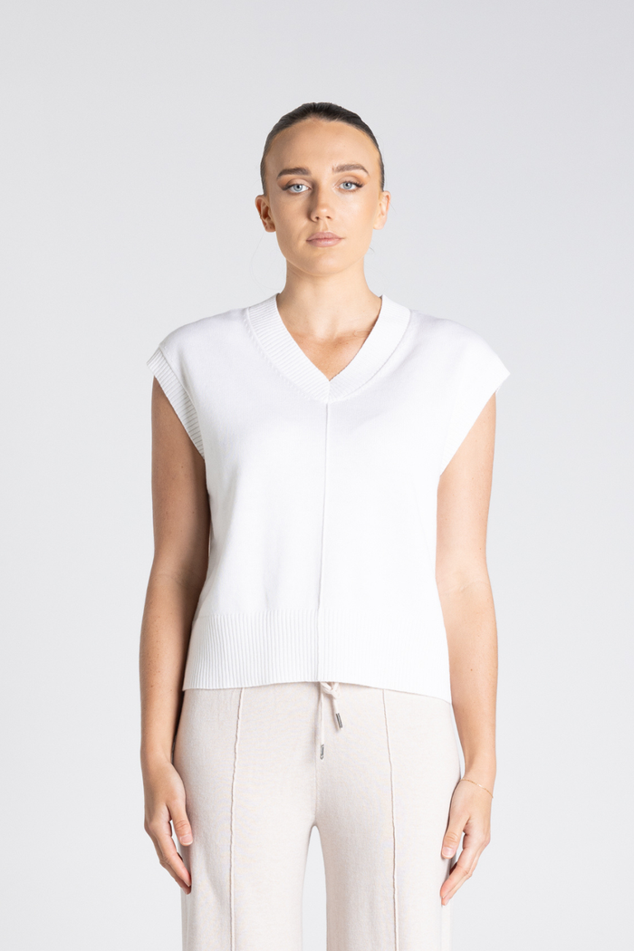 Two T's V Neck Cotton-Merino Vest Ivory
