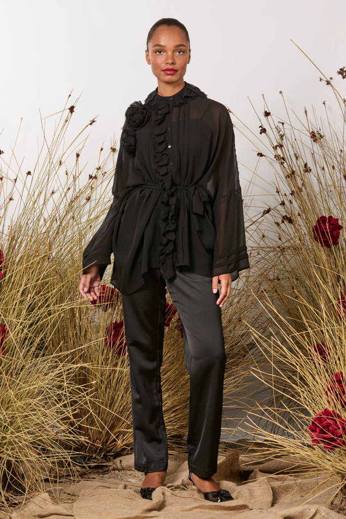 M.A.Dainty Whisper Top Black